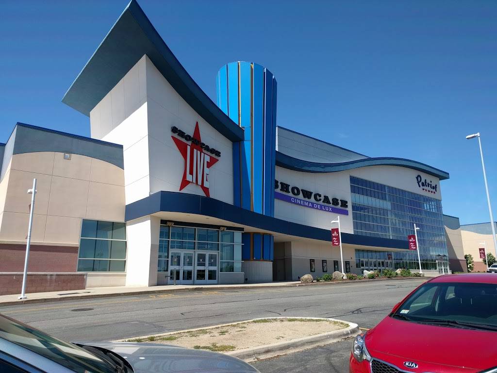 Showcase Cinema de Lux Patriot Place | restaurant | 24 Patriot Pl, Foxborough, MA 02035, USA | 8003154000 OR +1 800-315-4000
