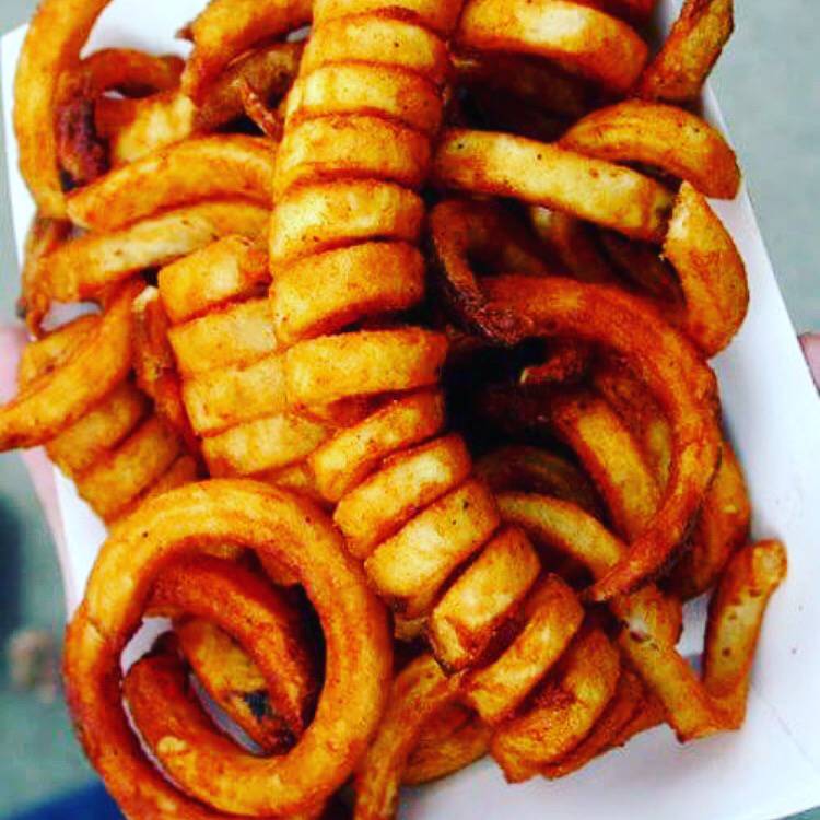 The Burger Joint | restaurant | 428 High St, Delano, CA 93215, USA | 6617219900 OR +1 661-721-9900