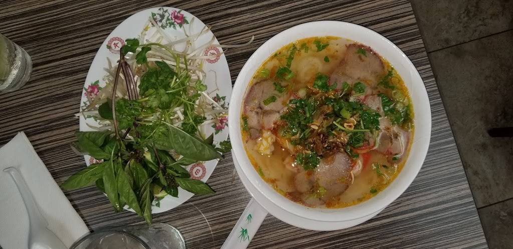 Pho Lucky | restaurant | 275 9th St, San Bernardino, CA 92410, USA | 9093810235 OR +1 909-381-0235