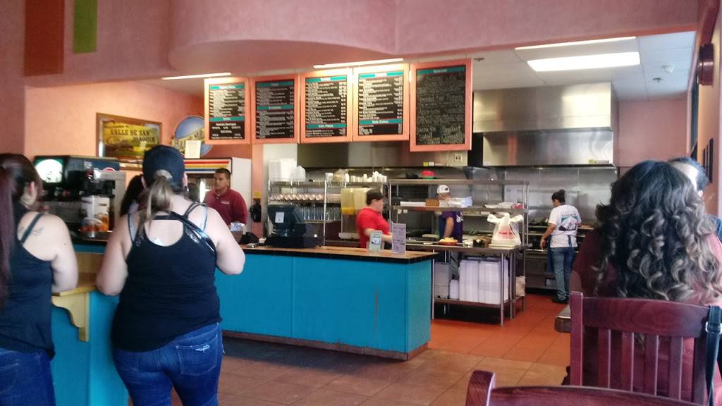 Figaros | Mexican Southwestern Grill | restaurant | 3000 N Dinuba Blvd, Visalia, CA 93291, USA | 5597335125 OR +1 559-733-5125