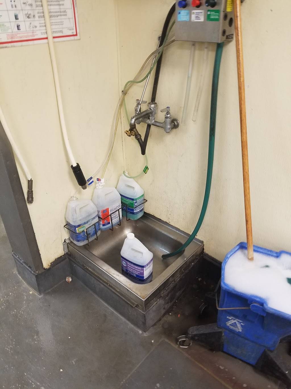 Zaxbys Chicken Fingers & Buffalo Wings | restaurant | 2316 Memorial Dr, Waycross, GA 31501, USA | 9122857271 OR +1 912-285-7271