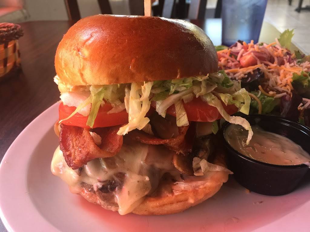 Sidewalk Café | restaurant | 130 W Branch St ste a, Arroyo Grande, CA 93420, USA | 8056682070 OR +1 805-668-2070