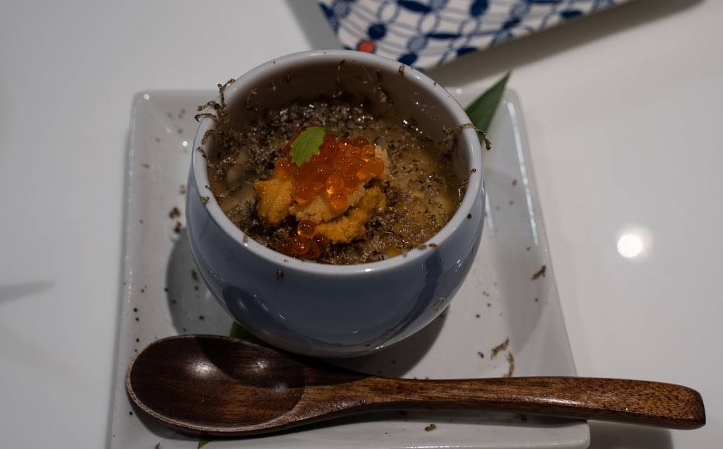 Hihimanu Sushi | restaurant | 3040 Waialae Ave a2, Honolulu, HI 96816, USA | 8087448491 OR +1 808-744-8491