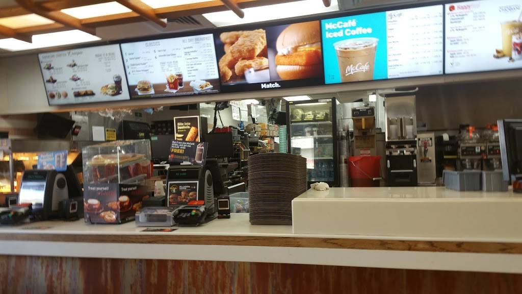 McDonalds | cafe | 18850 Soledad Canyon Rd, Santa Clarita, CA 91351, USA | 6612521480 OR +1 661-252-1480