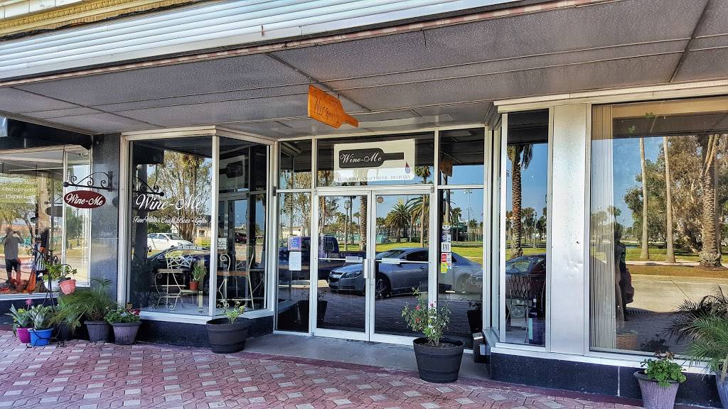 Wine-Me Daytona Beach | restaurant | 204 S Beach St, Daytona Beach, FL 32114, USA | 3868717769 OR +1 386-871-7769
