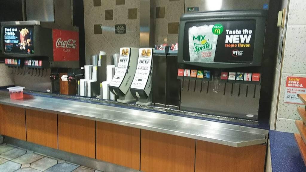 McDonalds | cafe | 3296 Rider Trail S, Earth City, MO 63045, USA | 3147396016 OR +1 314-739-6016