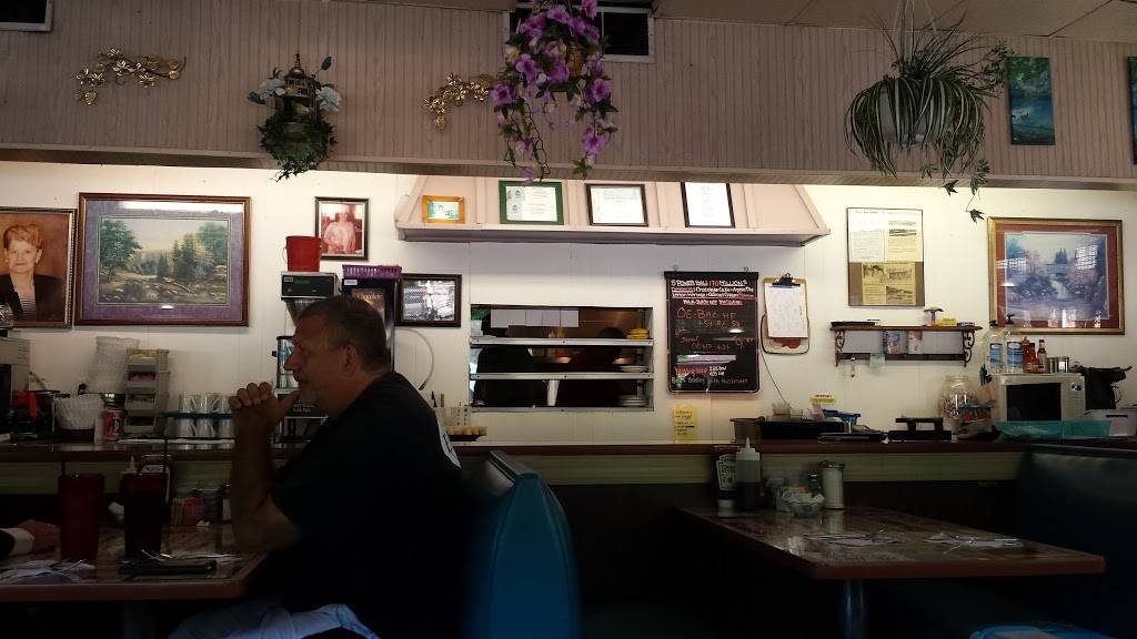 Frank & Shirleys Restaurant | restaurant | 2209 Saw Mill Run Blvd, Pittsburgh, PA 15210, USA | 4128823550 OR +1 412-882-3550