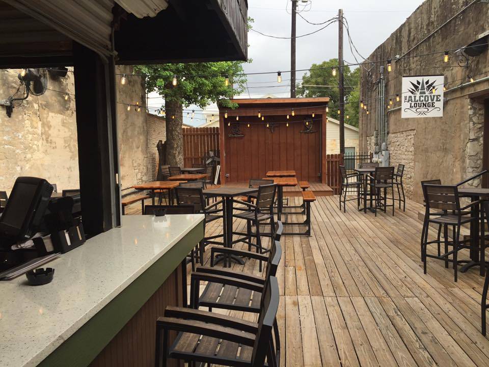 The Alcove Cantina | restaurant | 119 E Main St, Round Rock, TX 78664, USA | 5127706745 OR +1 512-770-6745