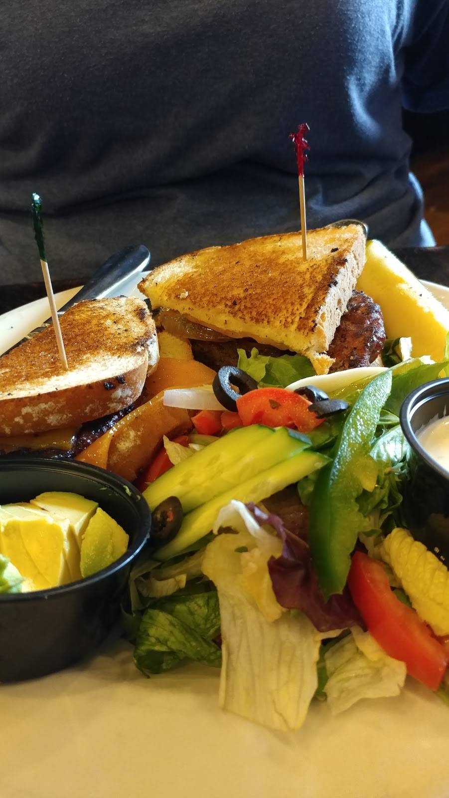 Kc Roadhouse Bar & Grill | restaurant | 116 N 2nd Ave, Durant, OK 74701, USA | 5809249690 OR +1 580-924-9690