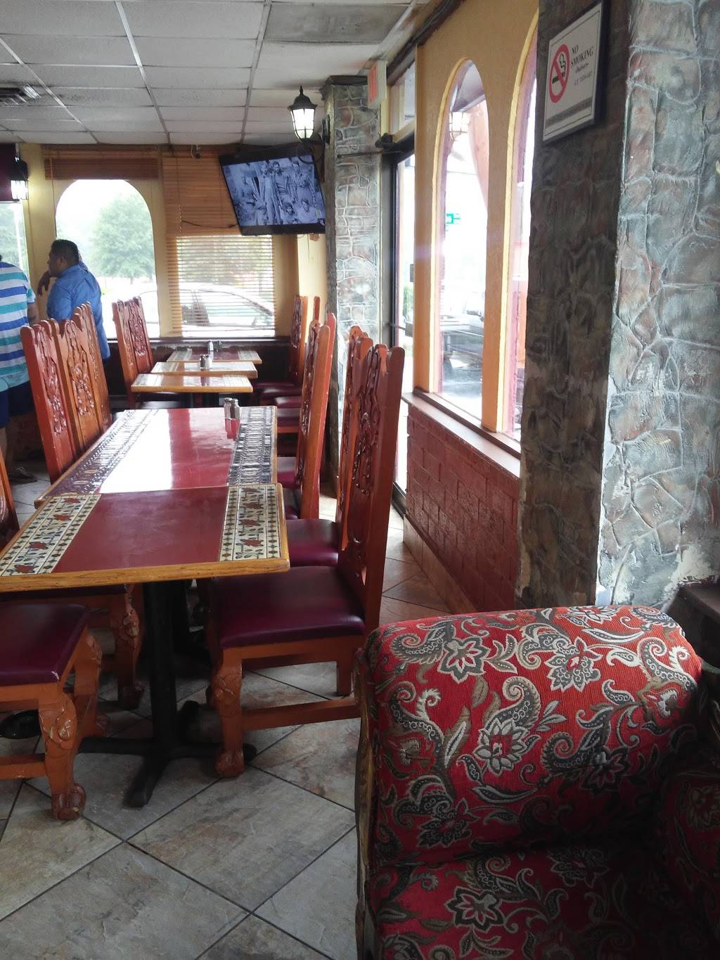 Azteca Family Mexican Restaurant | restaurant | 1863 W Franklin Blvd, Gastonia, NC 28052, USA | 7048667574 OR +1 704-866-7574