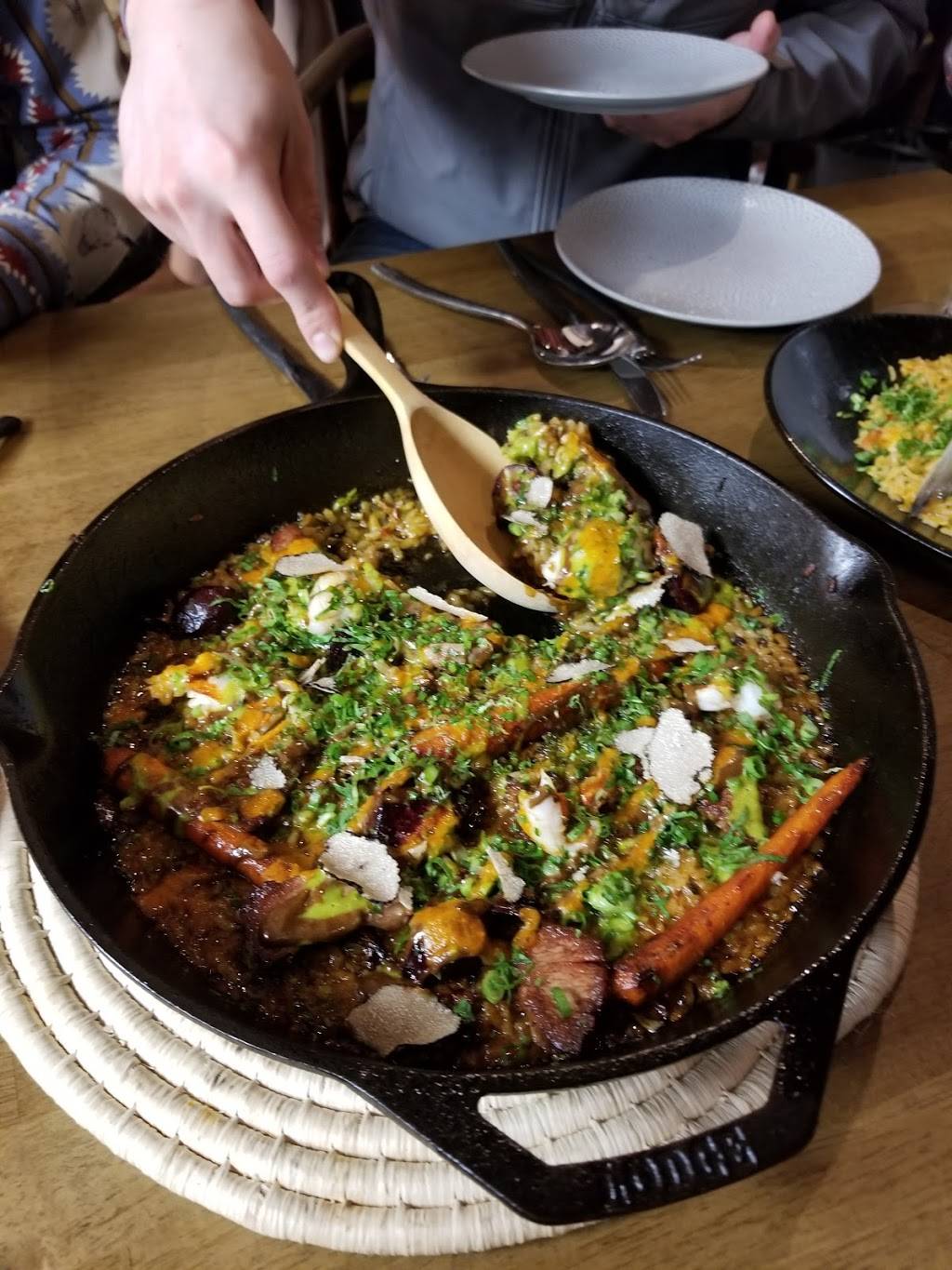 Seven Reasons | restaurant | 2208 14th St NW, Washington, DC 20009, USA | 2024178563 OR +1 202-417-8563