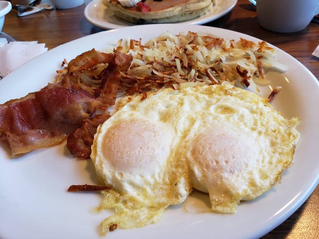 Dennys | restaurant | 2931 N US Hwy 77, Corpus Christi, TX 78410, USA | 3617678401 OR +1 361-767-8401