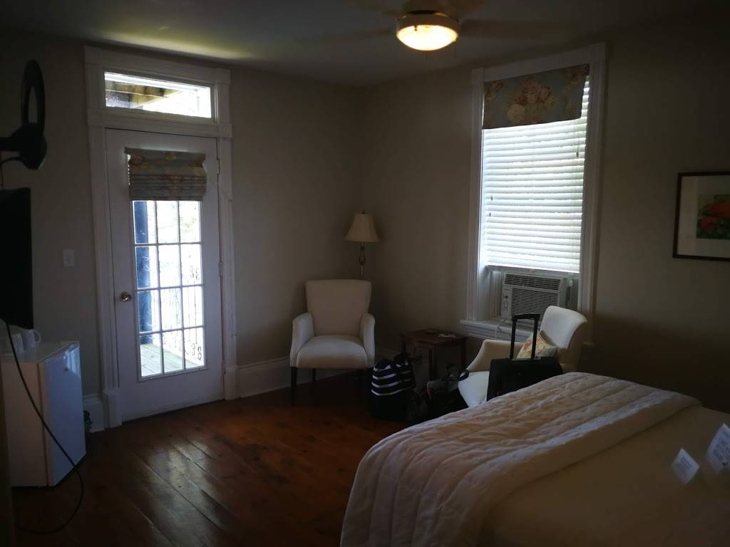 Lake On The Mountain Resort | restaurant | 264 County Rd 7, Prince Edward, ON K0K 2T0, Canada | 6134761321 OR +1 613-476-1321