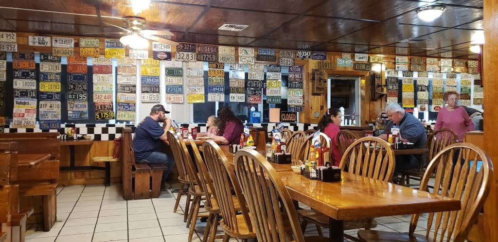 Shirleys Restaurant | restaurant | 746 E Duval St, Lake City, FL 32055, USA | 3867559130 OR +1 386-755-9130