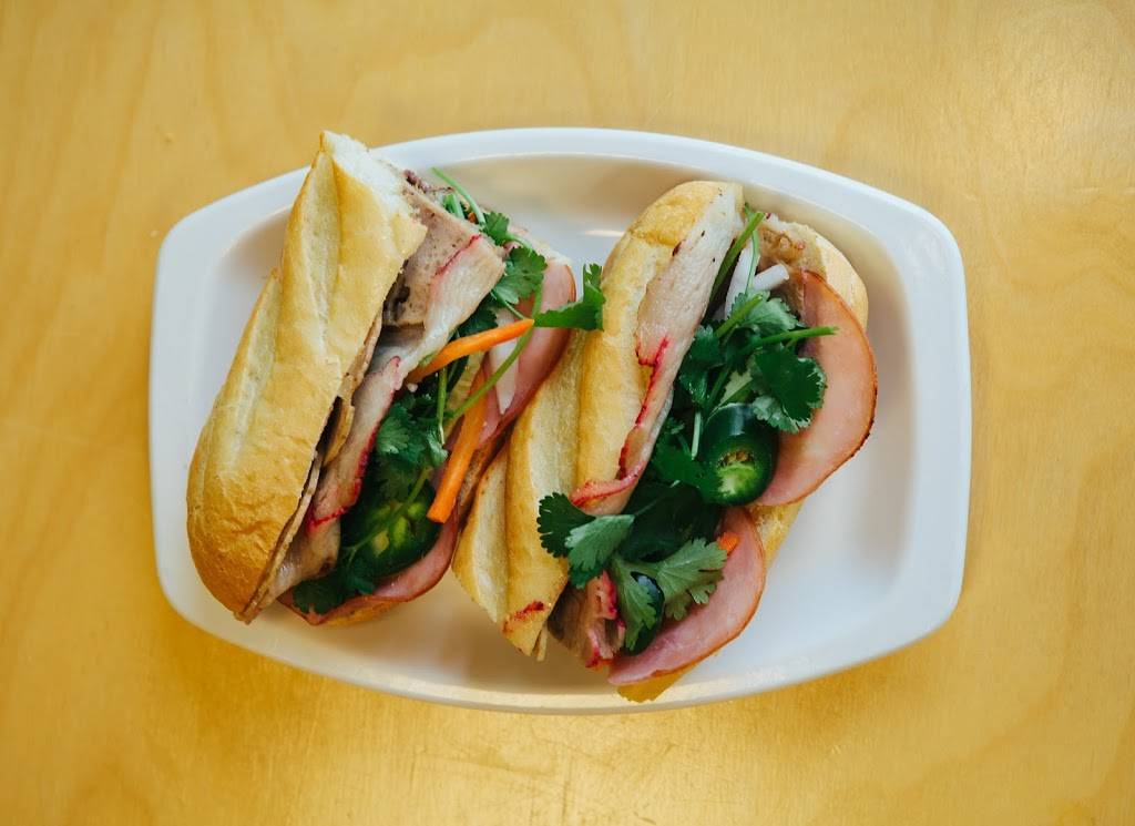 Pho 83 | restaurant | 615 Pilot House Dr, Newport News, VA 23606, USA | 7578738382 OR +1 757-873-8382