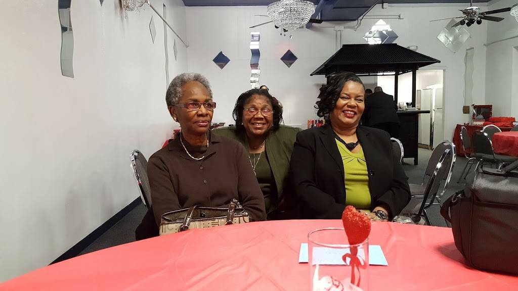 Galaxy Hall | restaurant | 6723 Kennedy Ave, Hammond, IN 46323, USA | 7733435339 OR +1 773-343-5339