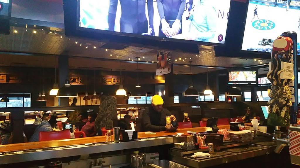 TGI Fridays | restaurant | 495 Prospect Ave, West Orange, NJ 07052, USA | 9732432700 OR +1 973-243-2700