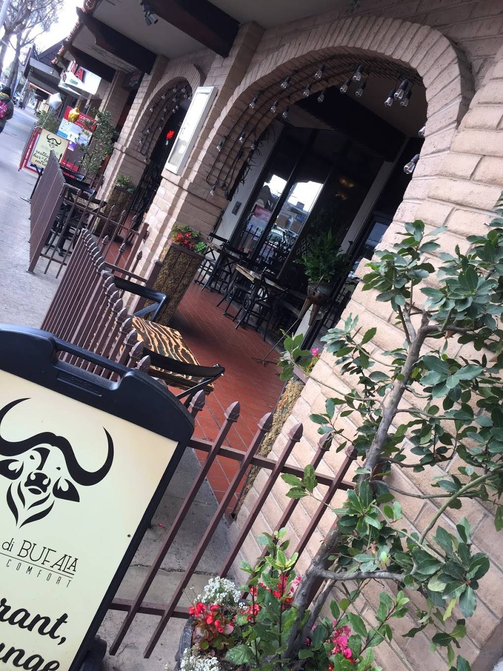 Bistro di Bufala | restaurant | 208 W Main St, Visalia, CA 93291, USA | 5596361618 OR +1 559-636-1618