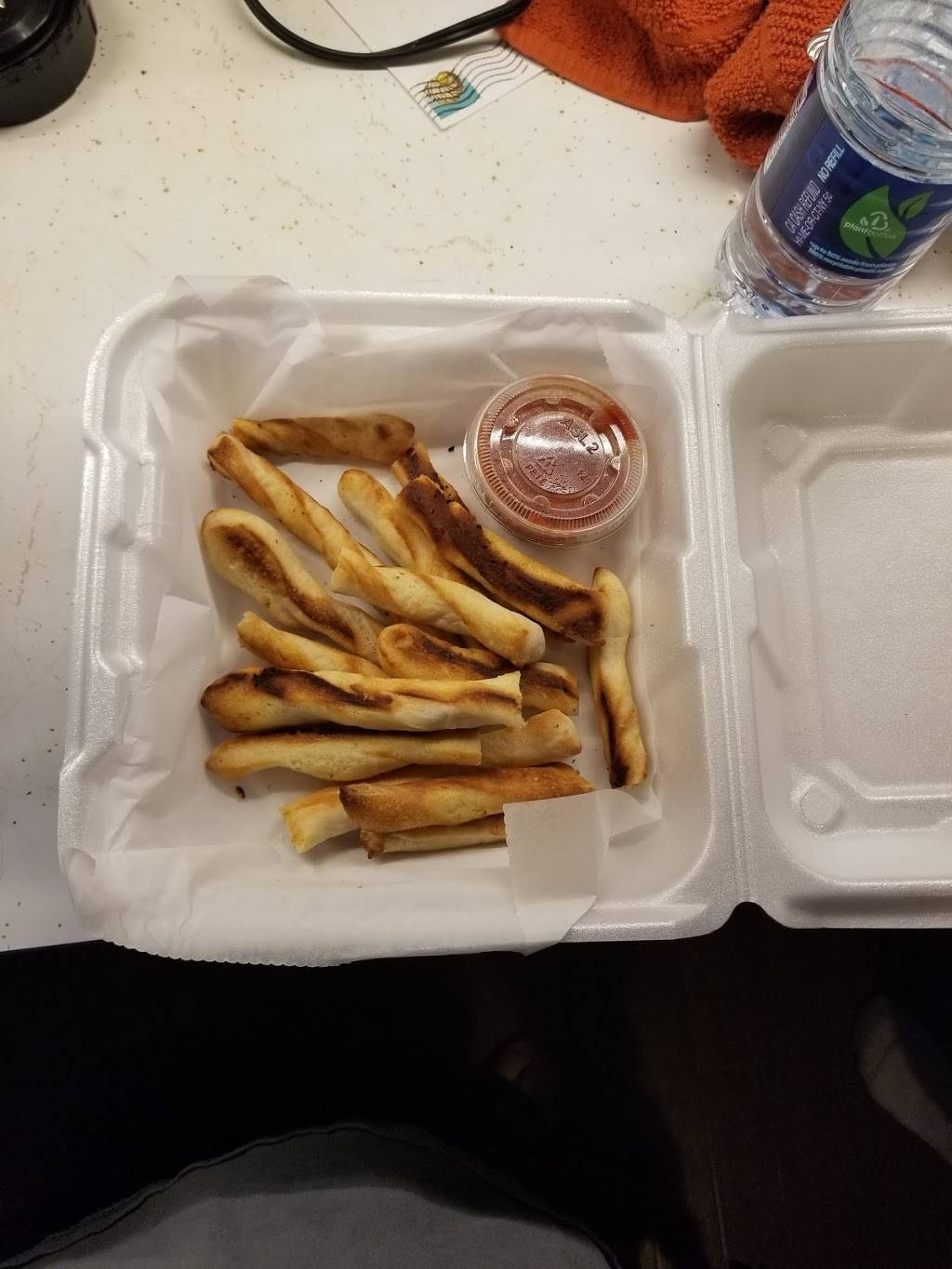 Lighthouse Pizzeria | restaurant | 414 Cleveland Rd E, Huron, OH 44839, USA | 4194331500 OR +1 419-433-1500