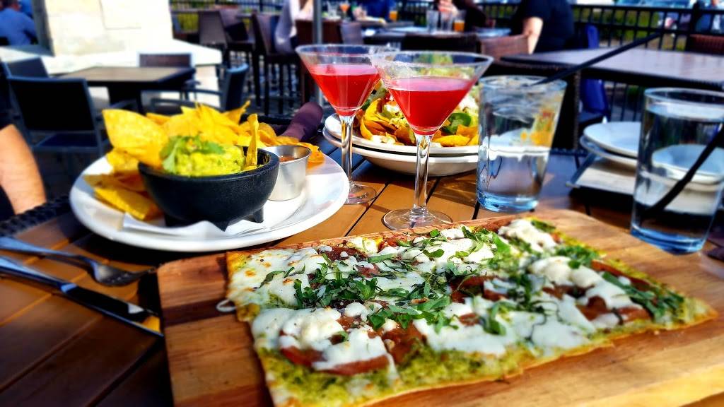 Westwood Tavern | restaurant | 1385 N Meacham Rd, Schaumburg, IL 60173, USA | 8479699500 OR +1 847-969-9500