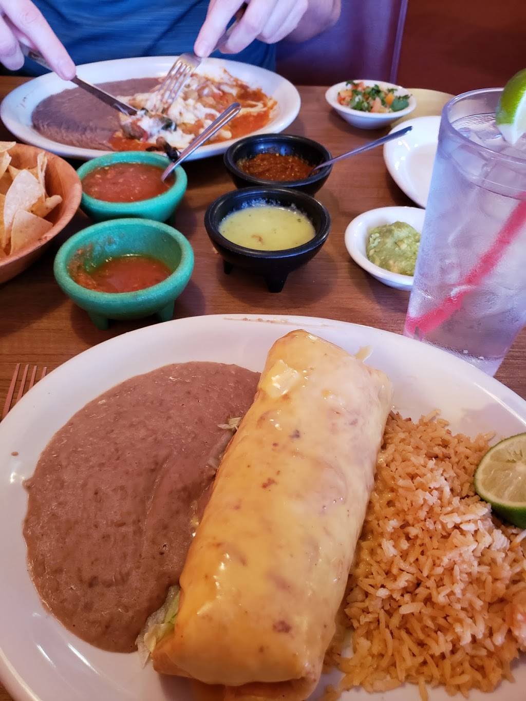 Los Perez Mexican Restaurant | restaurant | 9439 S Texas 6, Houston, TX 77083, USA | 2819885585 OR +1 281-988-5585
