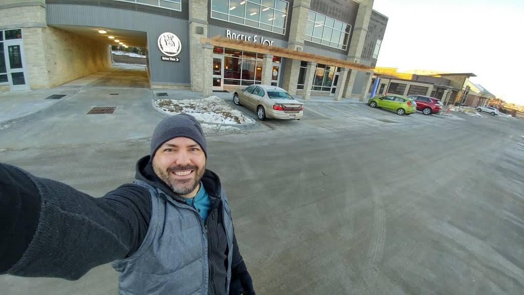 Bagels & Joe | bakery | 7811 Pioneers Blvd, Lincoln, NE 68506, USA | 40242377973 OR +1 402-423-7797 ext. 3