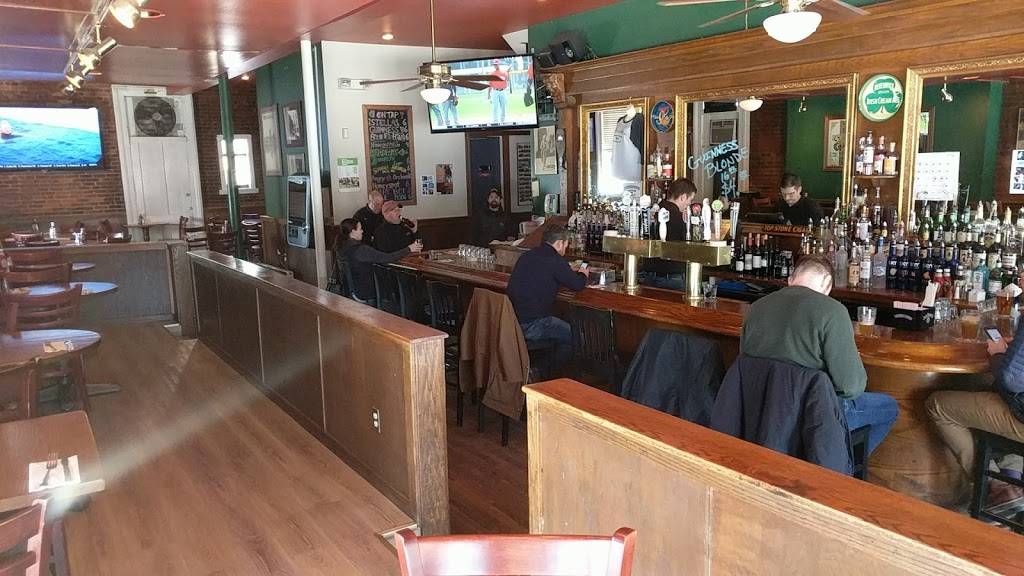 Christopher Martins Restaurant | restaurant | 860 State St, New Haven, CT 06511, USA | 2037768835 OR +1 203-776-8835