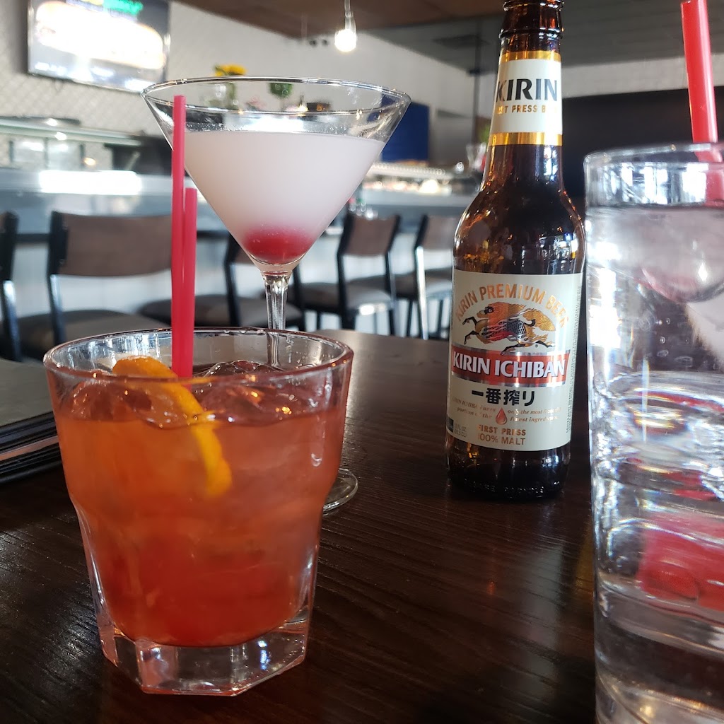 Izumi Sushi Bar Seafood | restaurant | 3655 E Speedway Blvd, Tucson, AZ 85716, USA | 5203272778 OR +1 520-327-2778