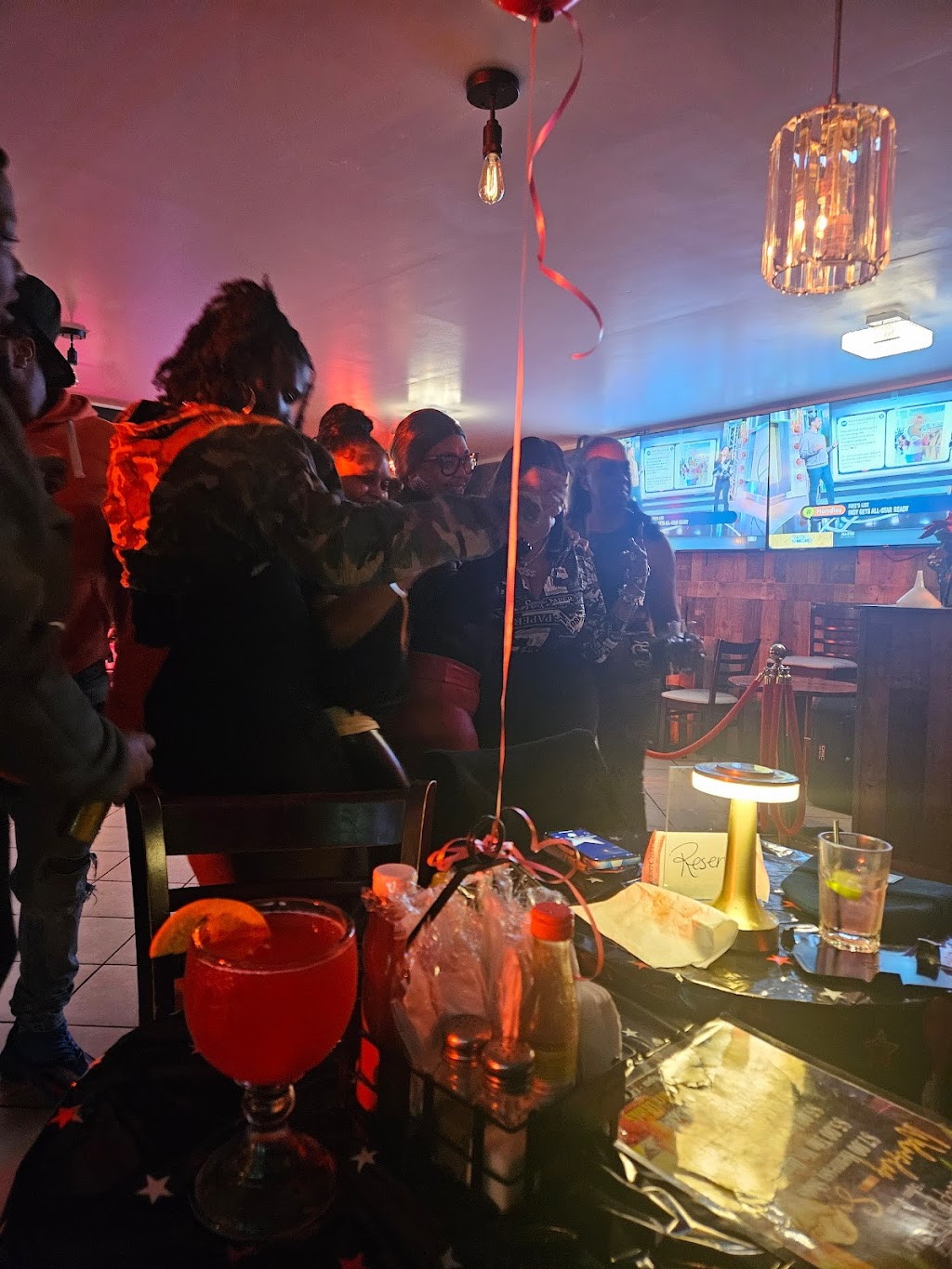 Va House of Soul Cocktail Grill | restaurant | 3406 Mechanicsville Tpke, Richmond, VA 23223, USA | 8043227788 OR +1 804-322-7788