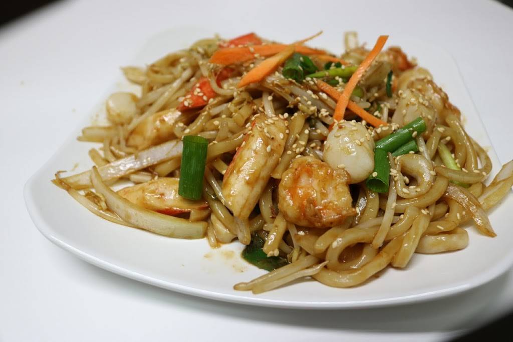 Wok N Roll | restaurant | 1071 W Round Grove Rd, Lewisville, TX 75067, USA | 2144885296 OR +1 214-488-5296