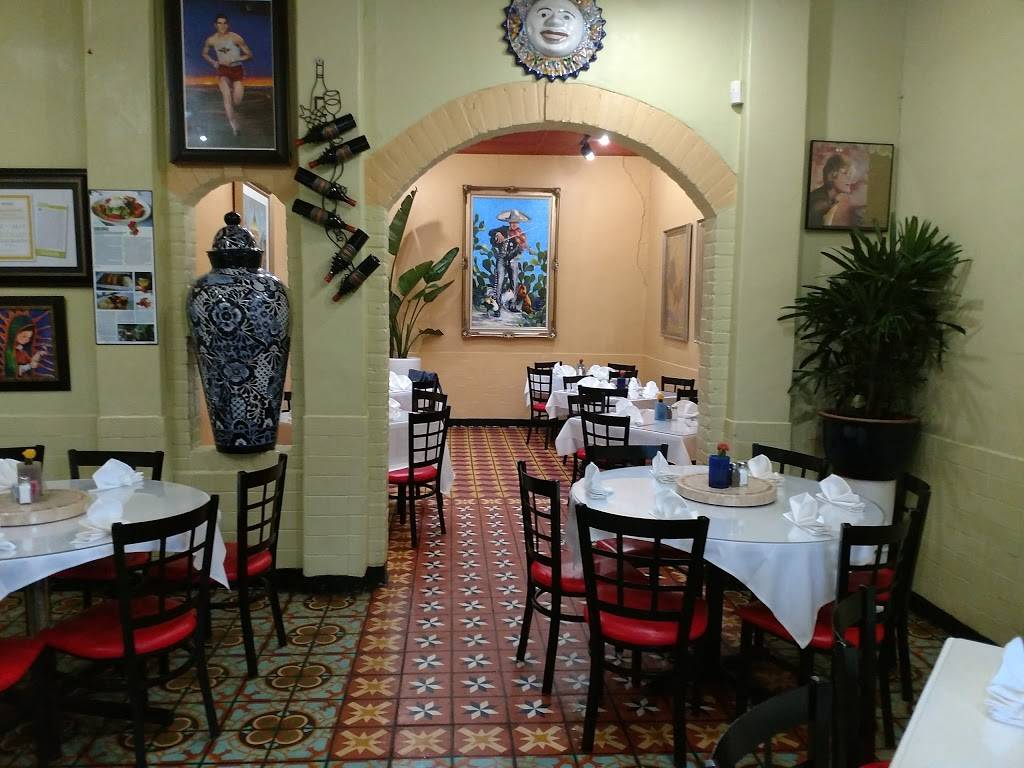Soluna | restaurant | 7959 Broadway Street St #204, San Antonio, TX 78209, USA | 2109308070 OR +1 210-930-8070