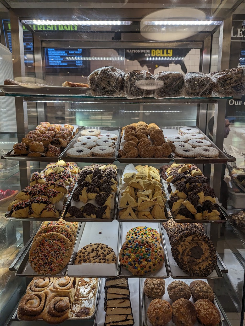 Kenny & Ziggys New York Delicatessen | meal takeaway | 1743 Post Oak Blvd, Houston, TX 77056, USA | 7138718883 OR +1 713-871-8883