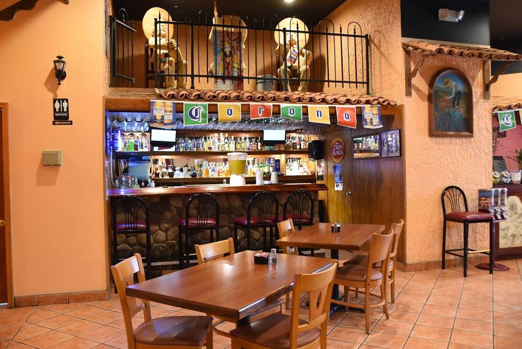 Los Tres Amigos | restaurant | 63 NE Carefree Ln, Waukee, IA 50263, USA | 5159870393 OR +1 515-987-0393