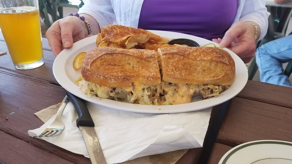 Riverside Barr and Grill | restaurant | 5801 South Delaware Drive, Easton, PA 18040, USA | 6102581008 OR +1 610-258-1008