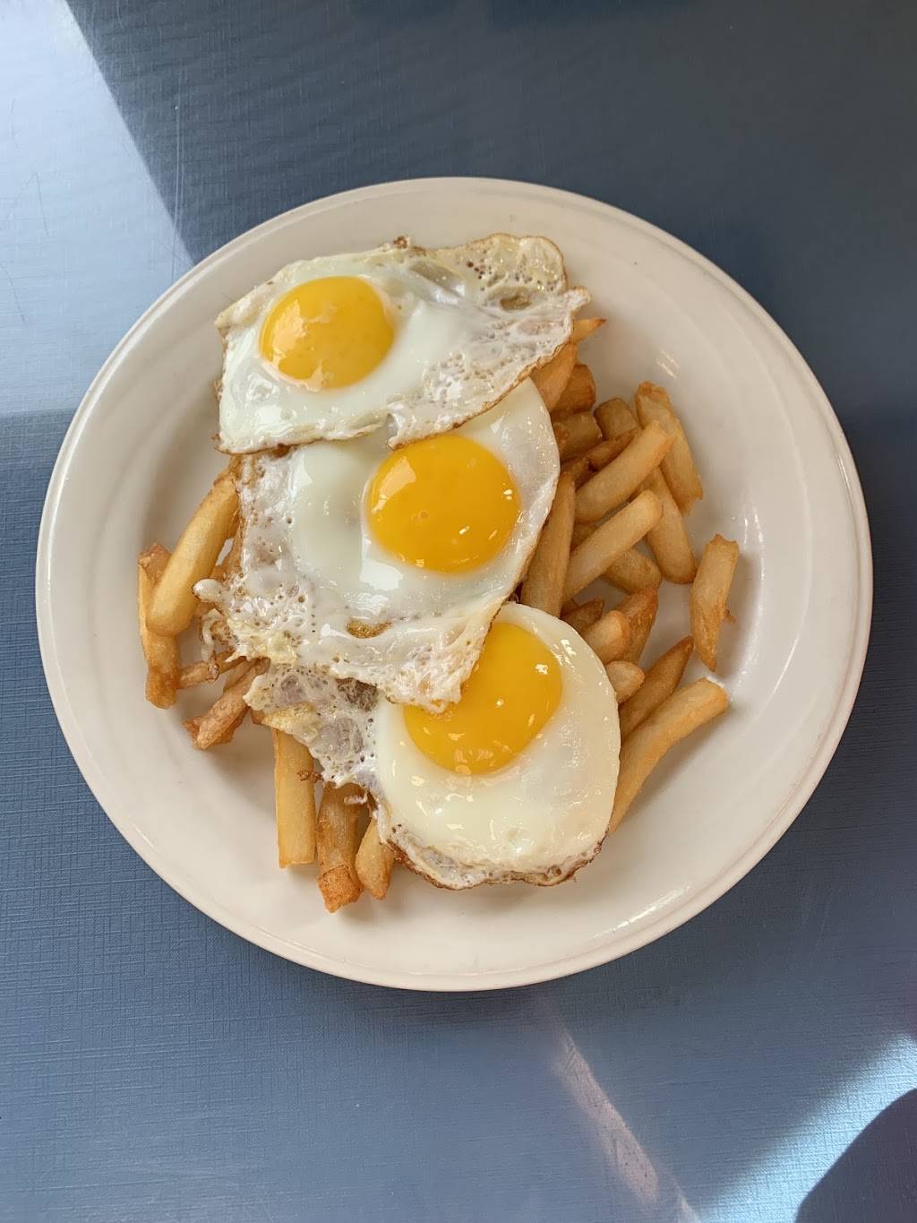 Athens Diner | restaurant | 837 Middle Country Rd, Middle Island, NY 11953, USA | 6317759888 OR +1 631-775-9888