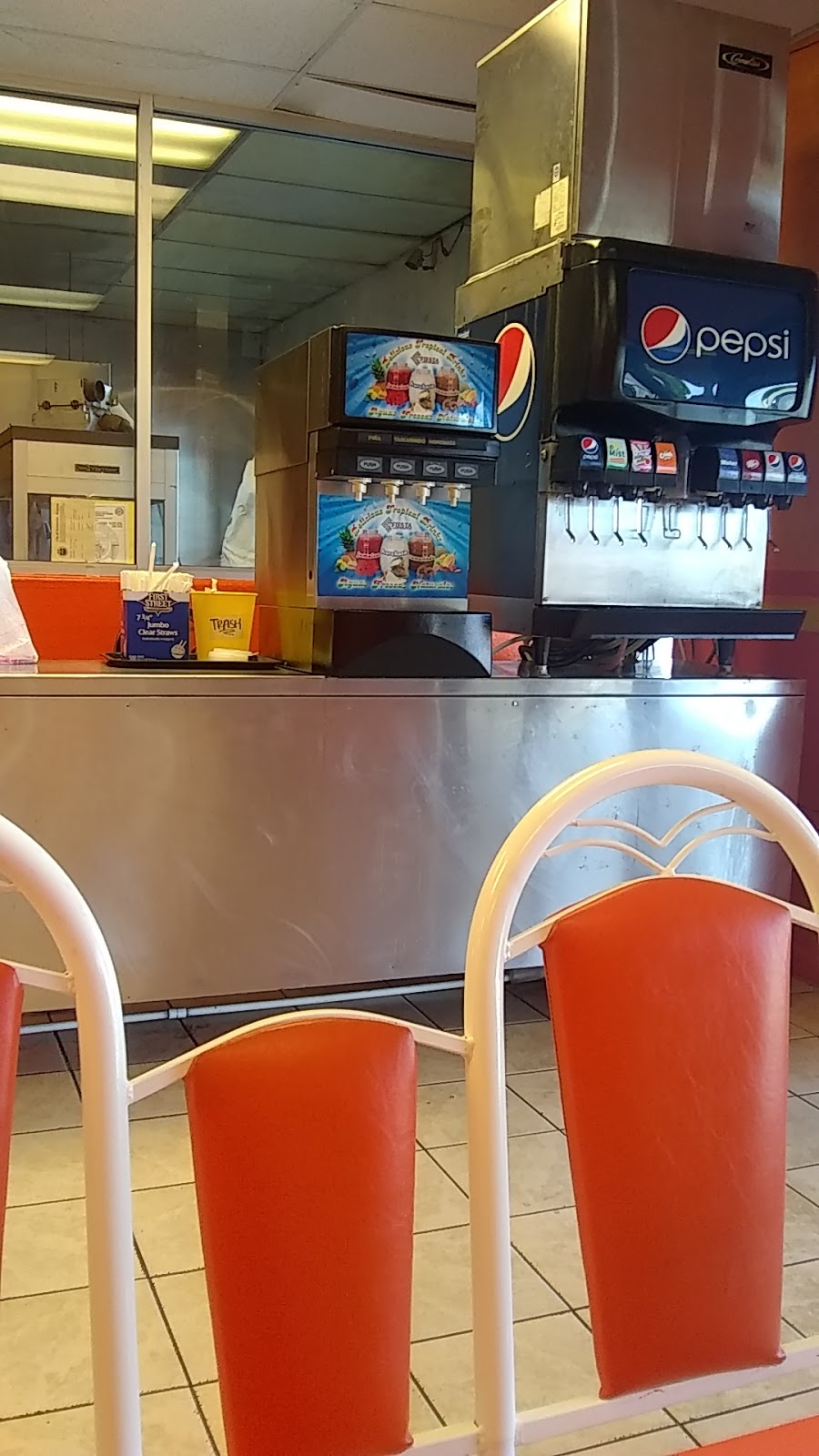 Pollos El Correteado | restaurant | 725 E Main St, Somerton, AZ 85350, USA | 9287225424 OR +1 928-722-5424