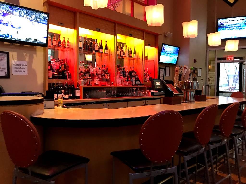 Beacon Bar & Grill | restaurant | 1615 Rhode Island Ave NW, Washington, DC 20036, USA | 2028721126 OR +1 202-872-1126
