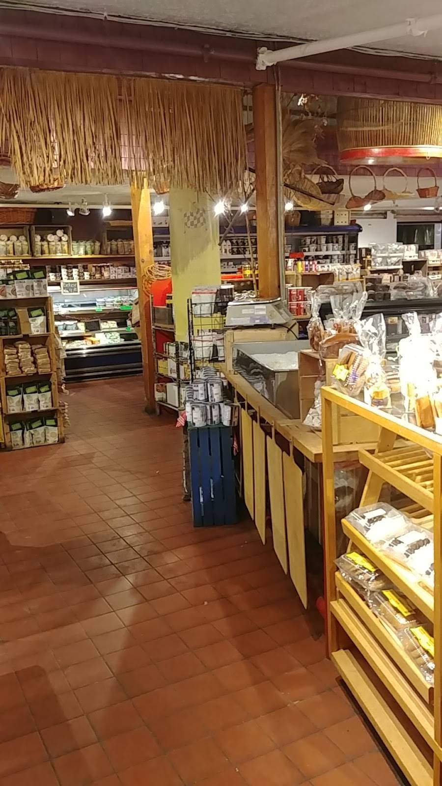 Peres Nature | restaurant | 10735 1ᴱ Avenue, Saint-Georges, QC G5Y 2B8, Canada | 4182274444 OR +1 418-227-4444