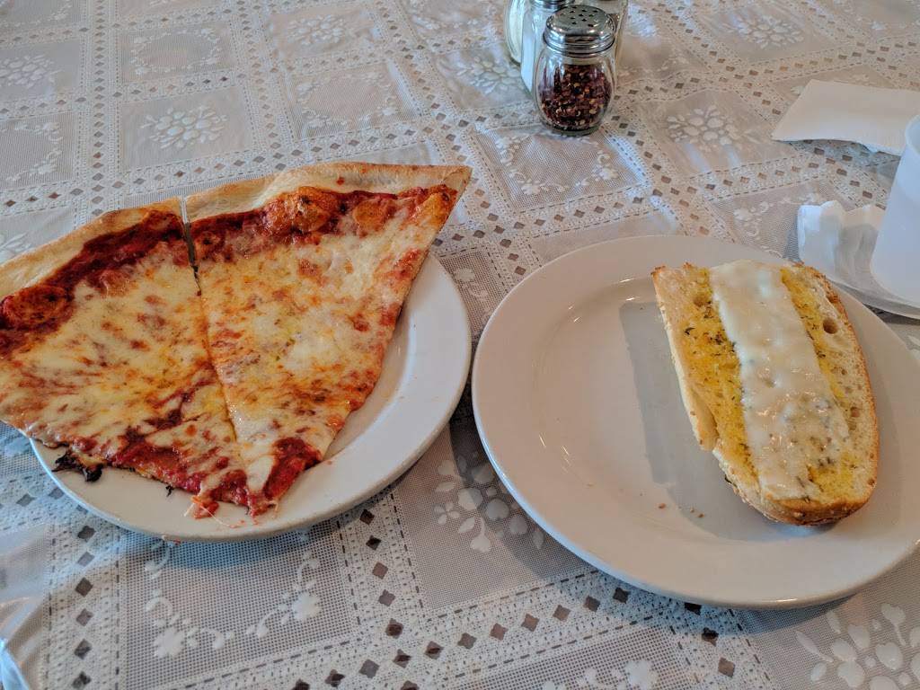 Italian Delight | restaurant | 6522 Martway St, Mission, KS 66202, USA | 9132627564 OR +1 913-262-7564