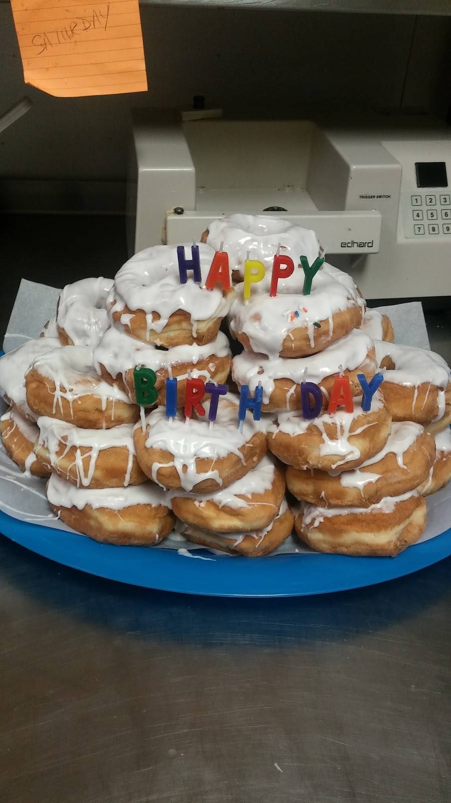 Daylight Donuts | meal delivery | 1285 State Road 135 Suite 7, Box 1, Greenwood, IN 46142, USA | 3178829530 OR +1 317-882-9530