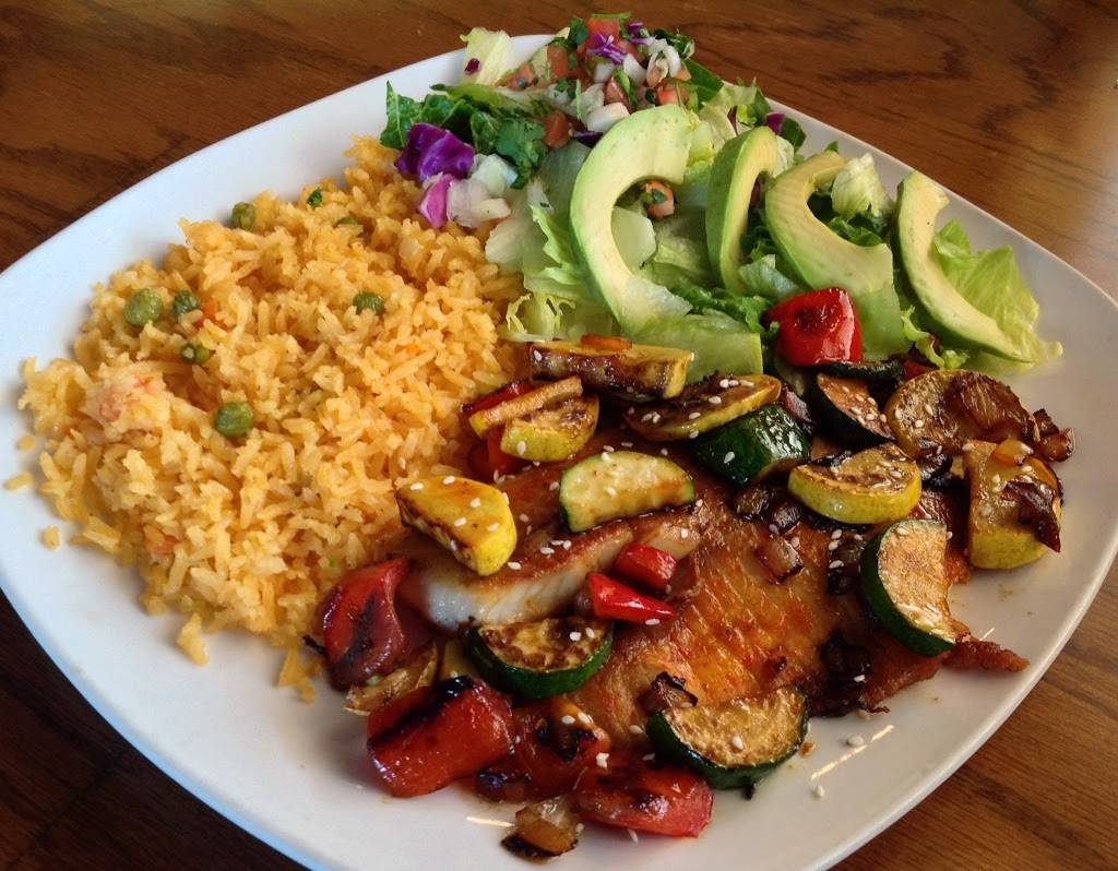 El Rodeo | restaurant | 147 Western Ave, South Portland, ME 04106, USA | 2077738851 OR +1 207-773-8851