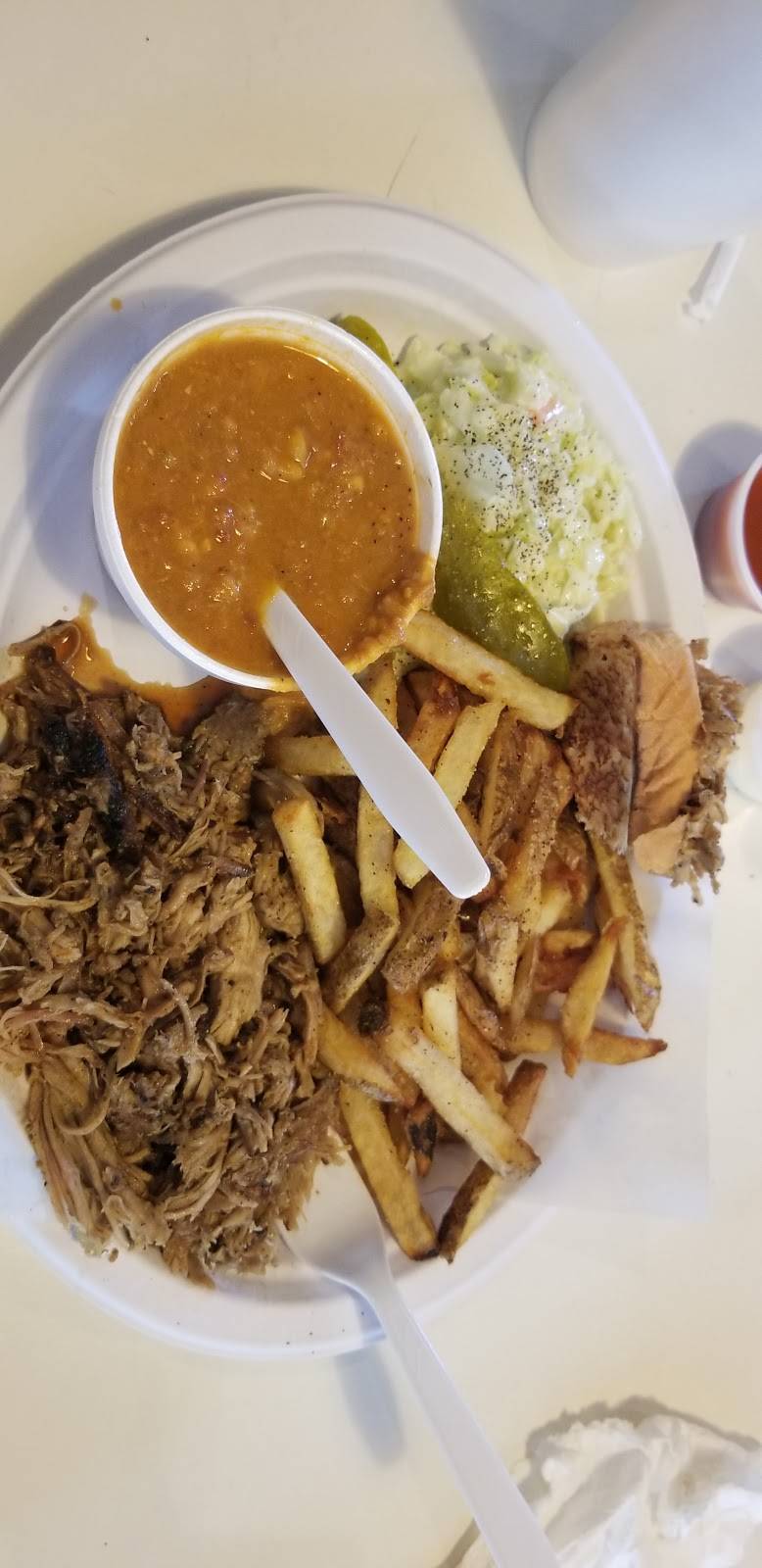 Pops Smokehouse & Grill Antiques | restaurant | 665 Main St, Whitesburg, GA 30185, USA | 7708366153 OR +1 770-836-6153