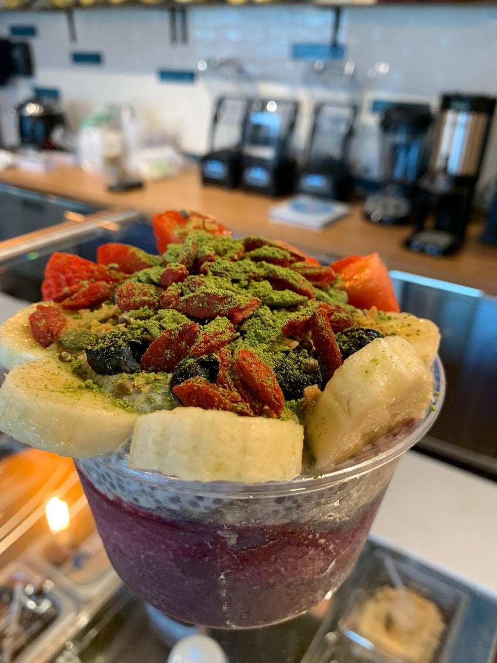 Bare Naked Bowl | cafe | 2565 Hempstead Turnpike, East Meadow, NY 11554, USA | 5163900715 OR +1 516-390-0715