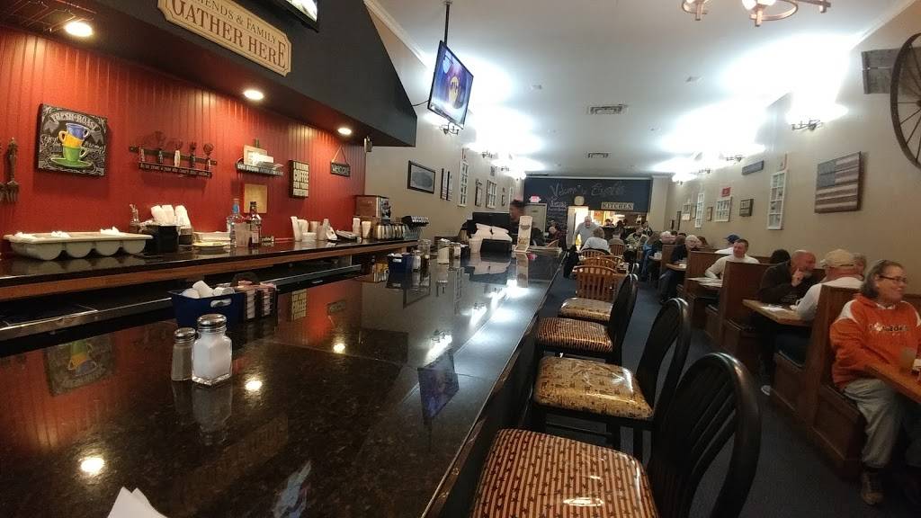 Executive on the Main | restaurant | 5629 Main St, Sylvania, OH 43560, USA | 4195174448 OR +1 419-517-4448