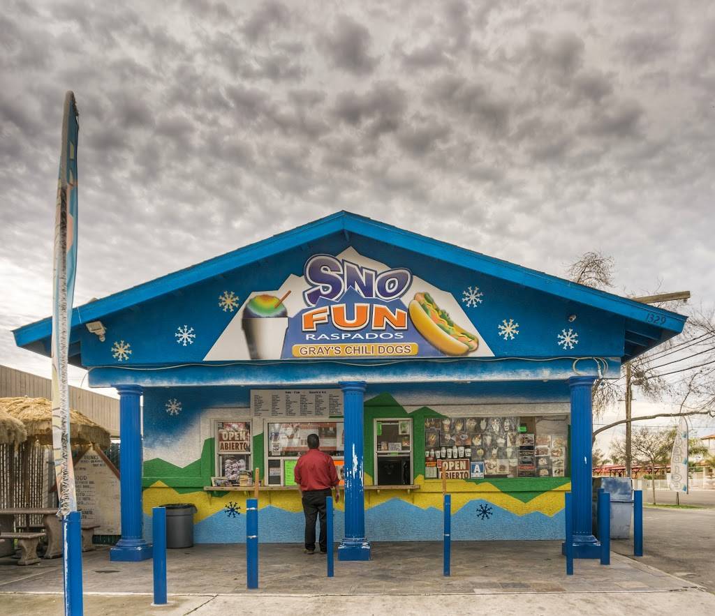 Gray Chili Dog | restaurant | 1329 Main St, Delano, CA 93215, USA | 6617253618 OR +1 661-725-3618