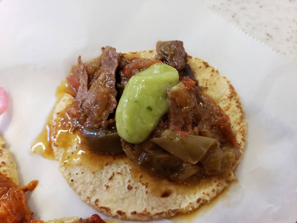 Guisados | restaurant | 2100 East Cesar E Chavez Avenue, Los Angeles, CA 90033, USA | 3232647201 OR +1 323-264-7201