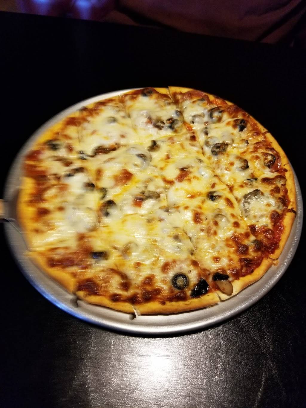 La Gondola Spaghetti House | meal takeaway | 700 E War Memorial Dr, Peoria, IL 61614, USA | 3096880800 OR +1 309-688-0800