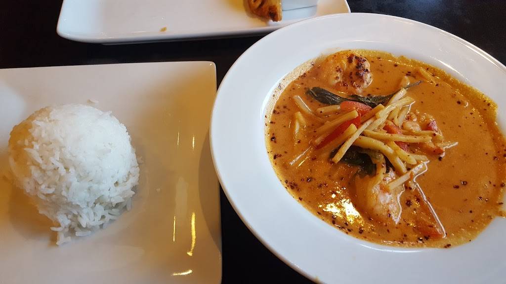 Charm Thai Cuisine | restaurant | 5805 NW 50th St, Oklahoma City, OK 73122, USA | 4057922153 OR +1 405-792-2153