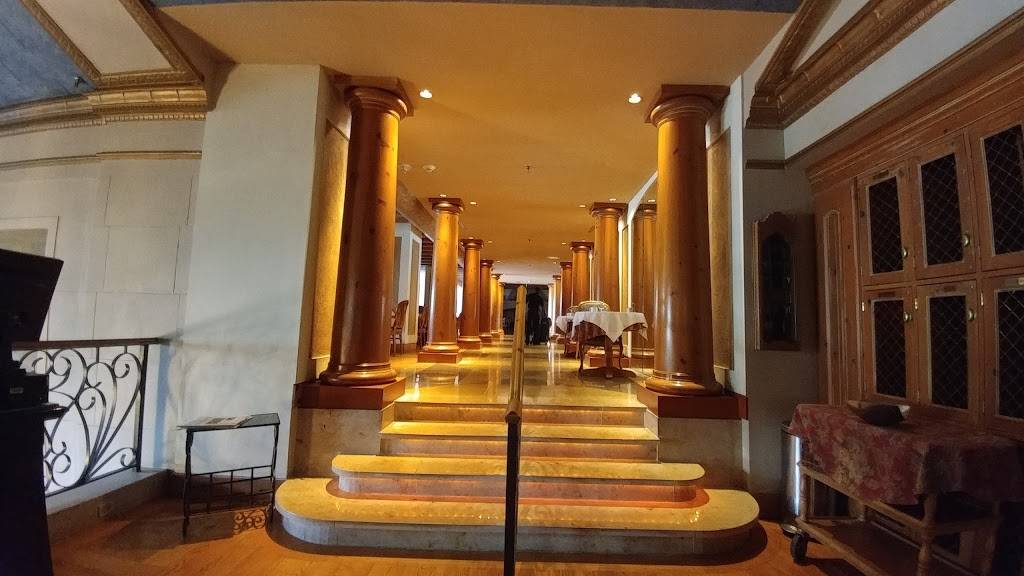 Sans Souci | restaurant | 24 Public Square, Cleveland, OH 44113, USA | 2169024095 OR +1 216-902-4095