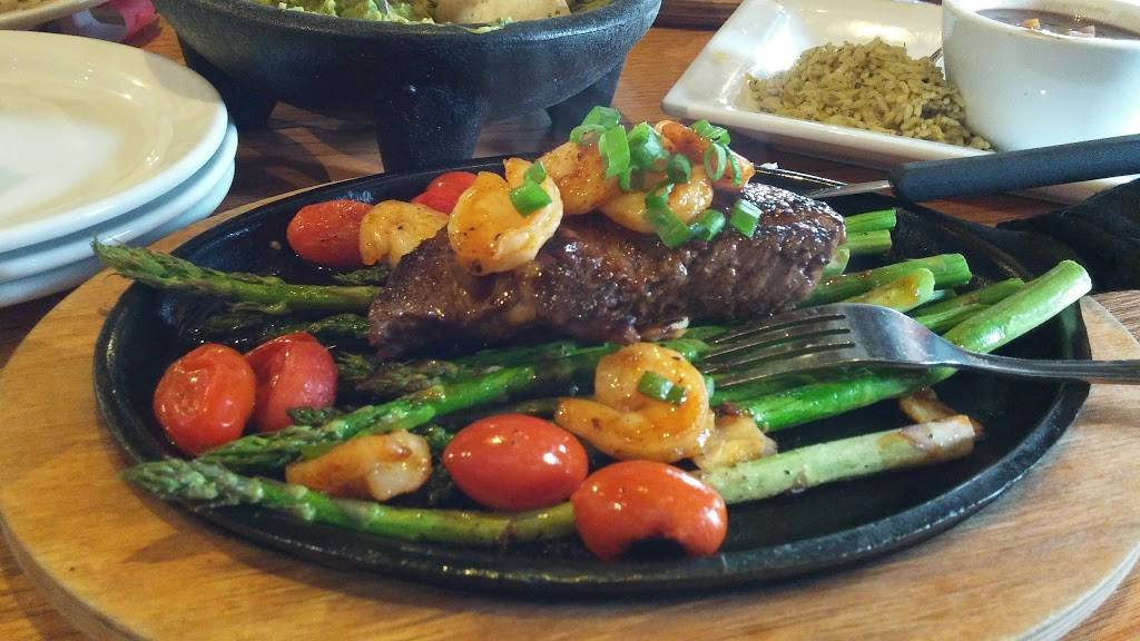 Chilis Grill & Bar | meal takeaway | 3670 Grand Ave, Chino Hills, CA 91709, USA | 9093649098 OR +1 909-364-9098